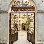 Palazzo Candida Couette-café Gerace