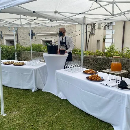 Palazzo Candida Nocleg ze śniadaniem 4*