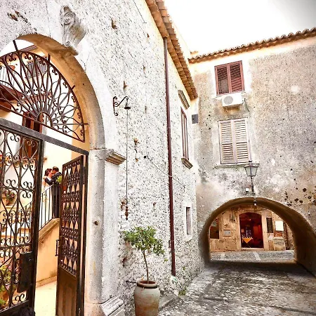 Palazzo Candida Gerace