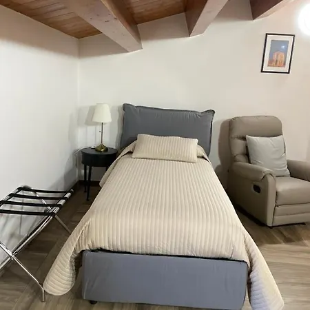 Palazzo Candida Bed and breakfast 4*