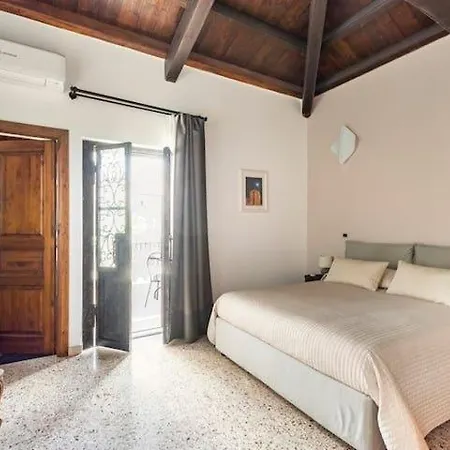 Palazzo Candida Bed & Breakfast Gerace