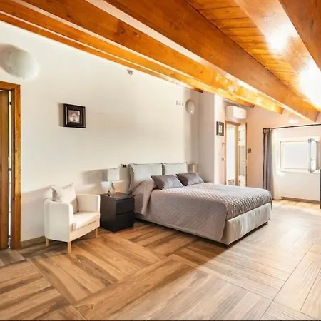 Palazzo Candida Bed and breakfast Gerace