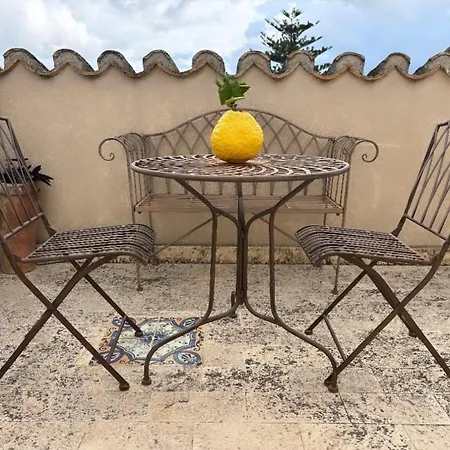 Bed & Breakfast Palazzo Candida Gerace