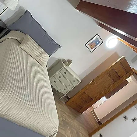 Palazzo Candida Bed & Breakfast 4*