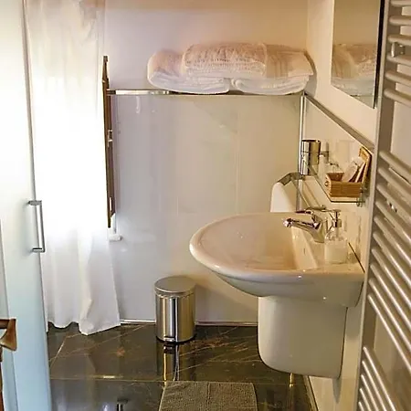 Palazzo Candida Bed & Breakfast 4*