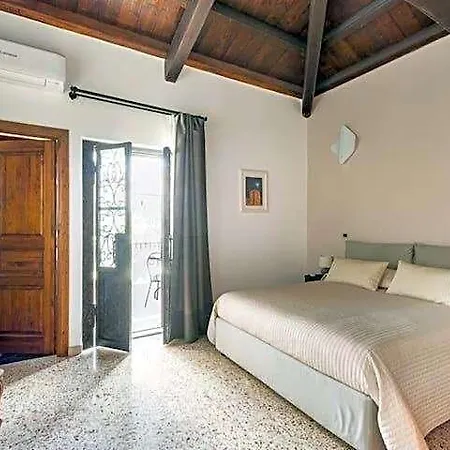 Palazzo Candida 4*