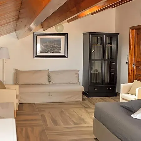 Palazzo Candida Bed & Breakfast