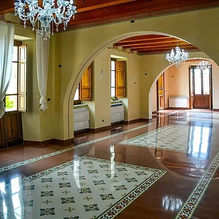 Palazzo Candida 4*