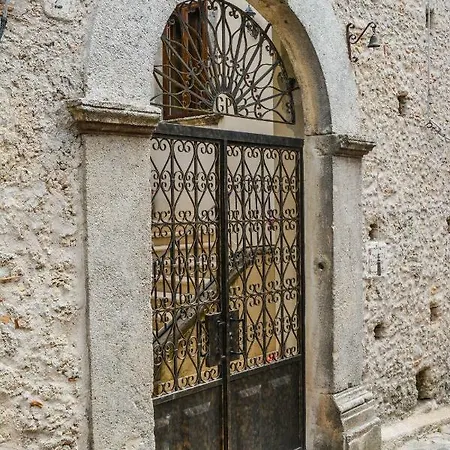 Palazzo Candida *