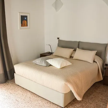 Palazzo Candida Bed & Breakfast *
