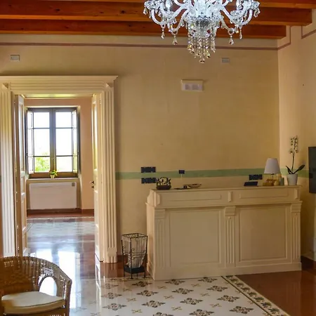 Nocleg ze śniadaniem Palazzo Candida Gerace