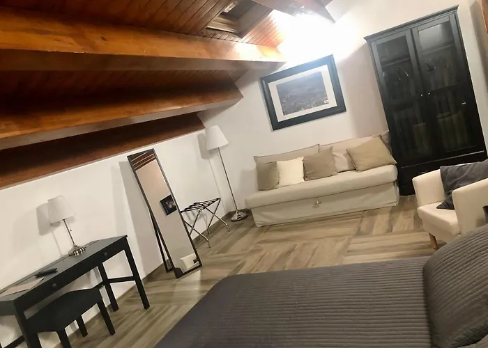 Palazzo Candida 住宿加早餐酒店 4*