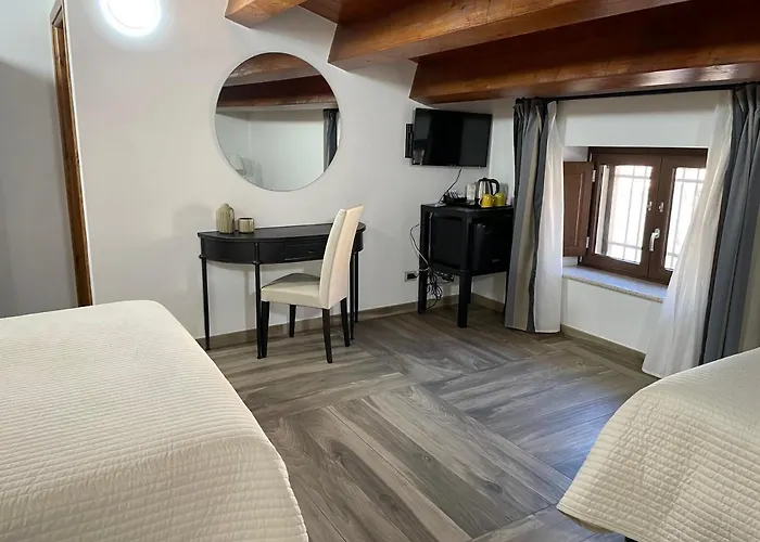 Palazzo Candida לינה וארוחת בוקר ג'ראצ'ה