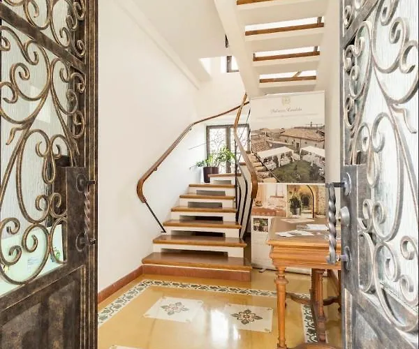 Palazzo Candida ジェラーチェ