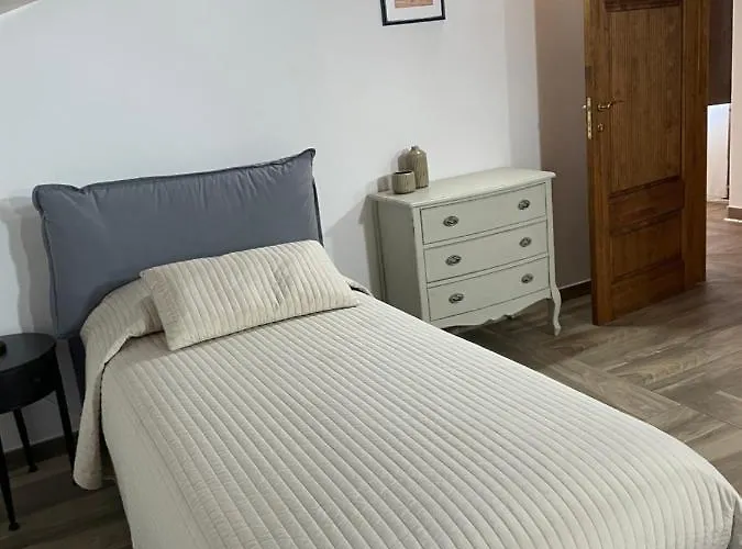 לינה וארוחת בוקר Palazzo Candida ג'ראצ'ה