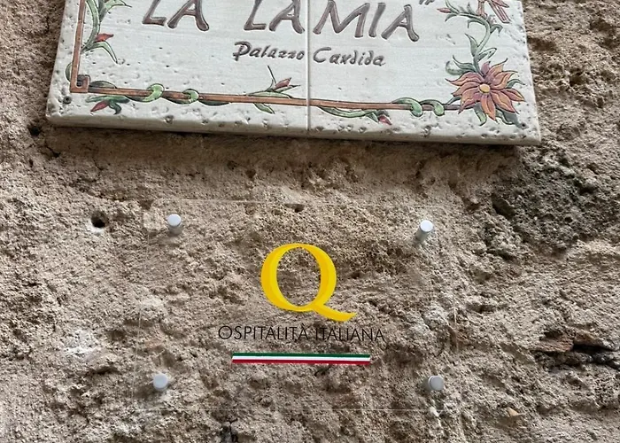 Bed & Breakfast Palazzo Candida 4*