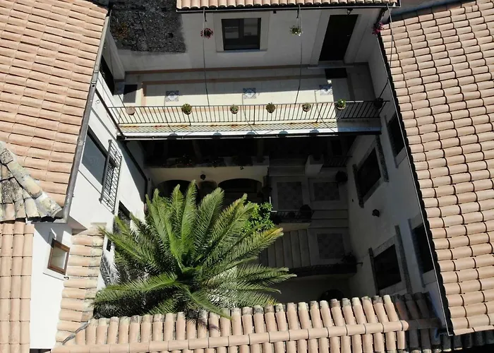 Palazzo Candida 4* ג'ראצ'ה