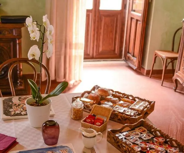 Palazzo Candida ג'ראצ'ה