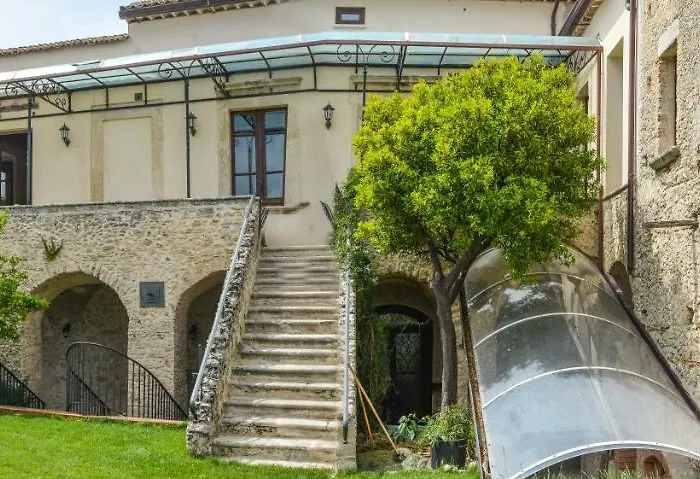 לינה וארוחת בוקר Palazzo Candida ג'ראצ'ה