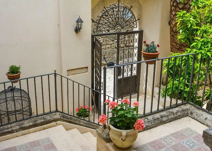 Palazzo Candida ג'ראצ'ה